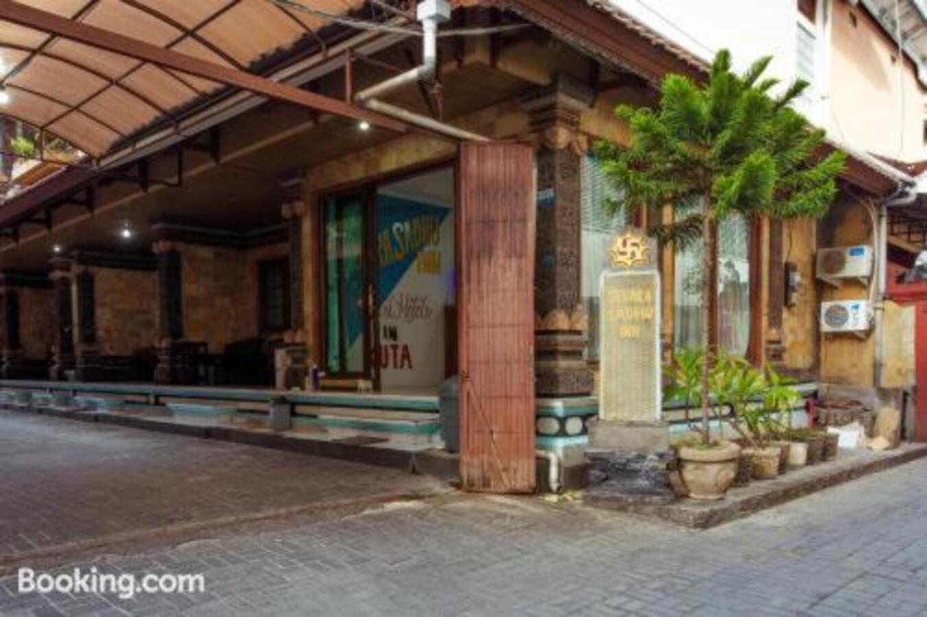 Segara Sadhu Inn Kuta By Ecommerceloka Exteriör bild
