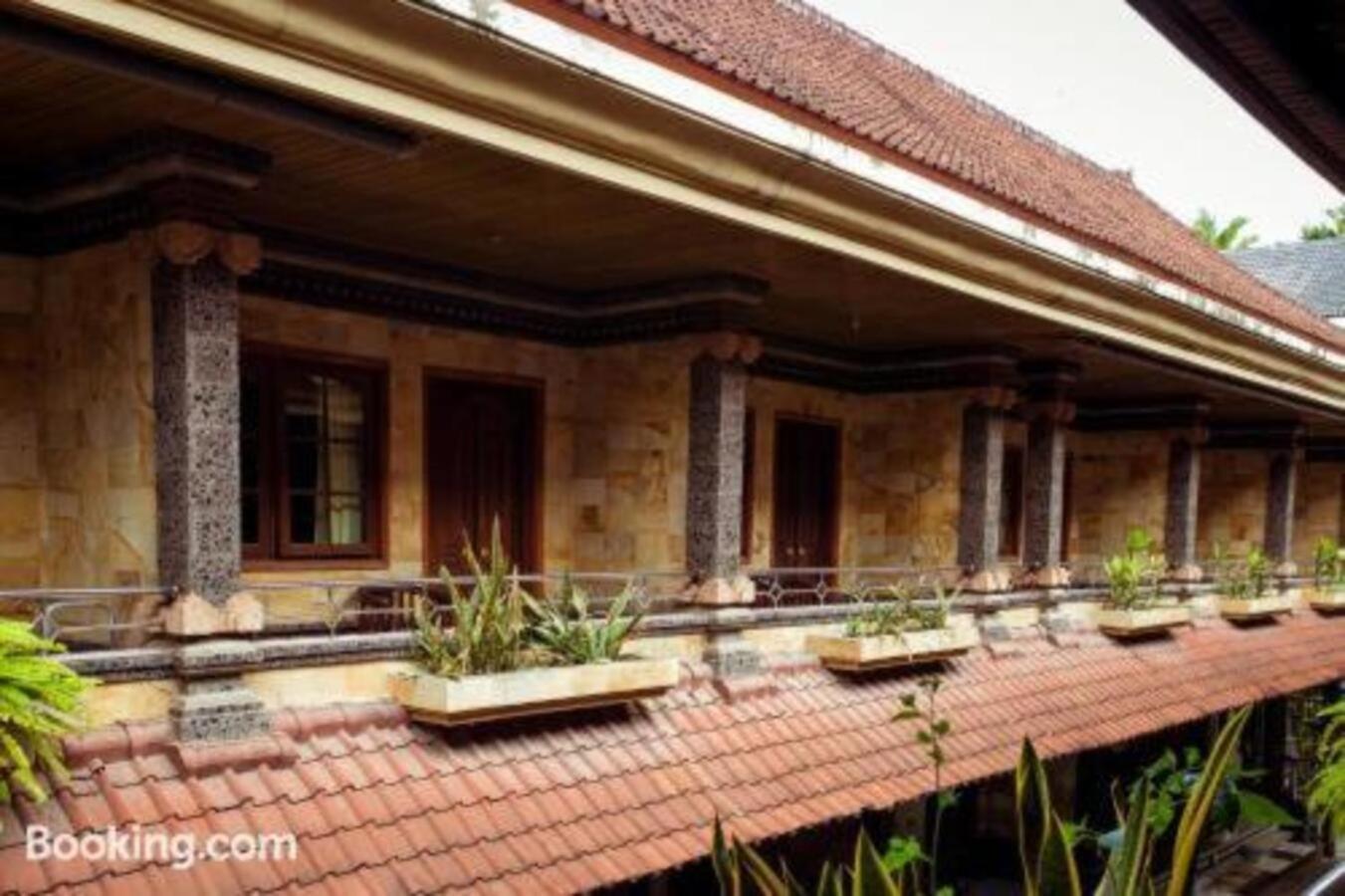 Segara Sadhu Inn Kuta By Ecommerceloka Exteriör bild